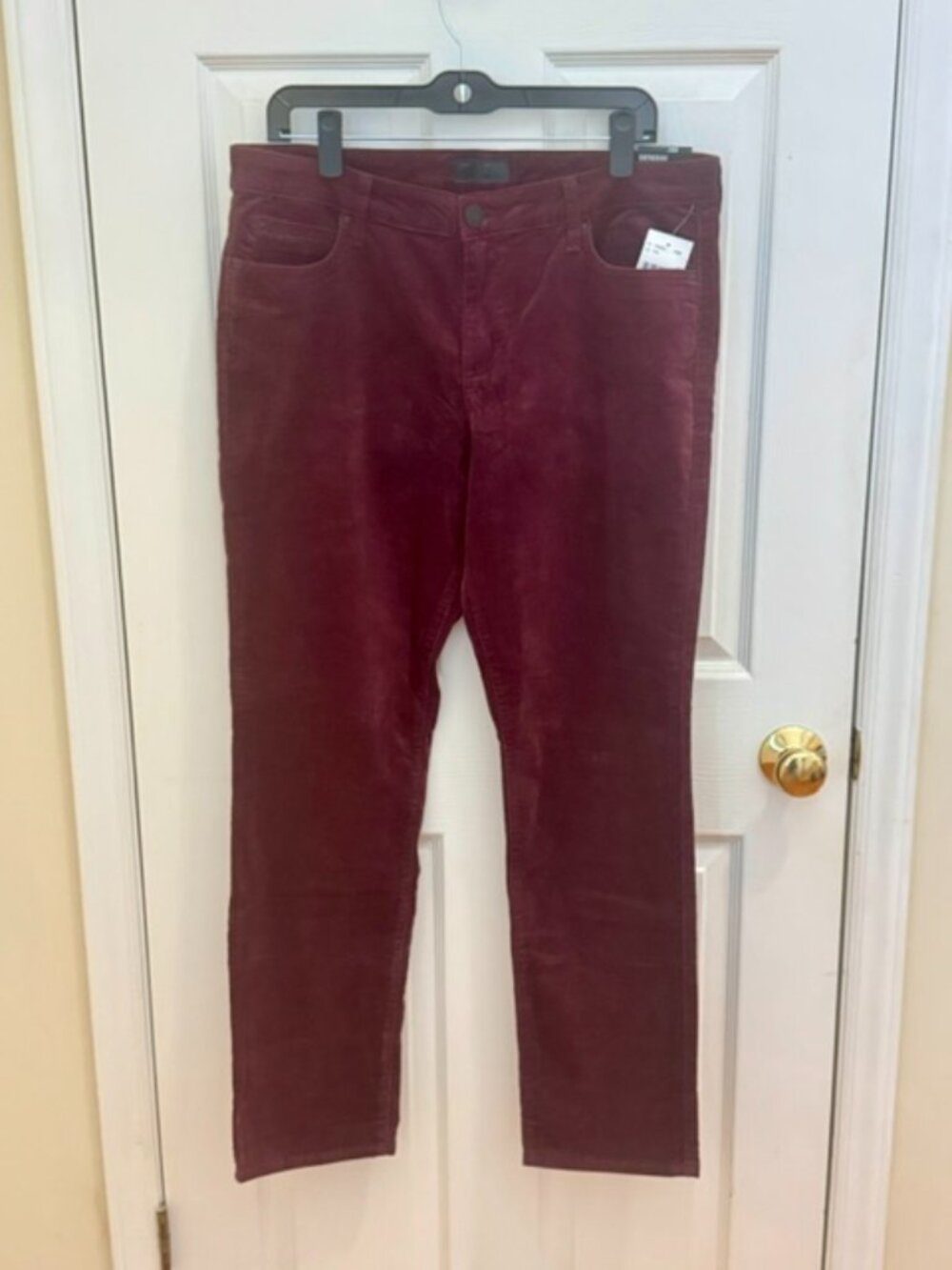 NWT Kut from the Kloth Catherine Corduroy Pants, Wine, Size 14